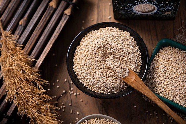 granos de quinoa